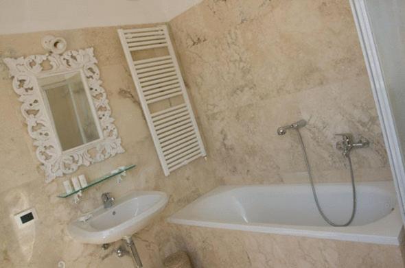 Hotel Bagni Lido Vada Szoba fotó